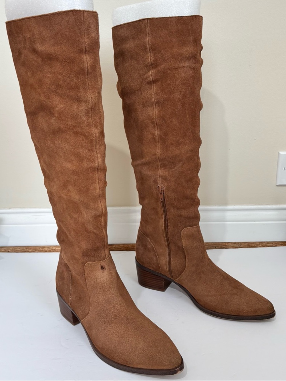 Steve Madden Holly tan suede leather knee high block heel pointed toe boots 10M - Picture 7 of 16